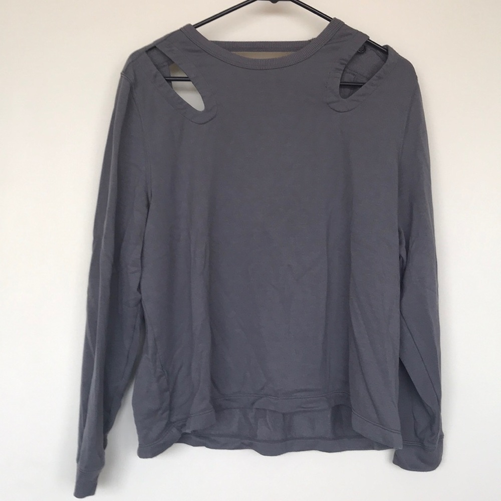 Open back sweatshirt. Super soft.